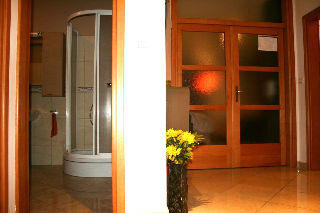 Apartment Frager โวดีเซ ภายนอก รูปภาพ